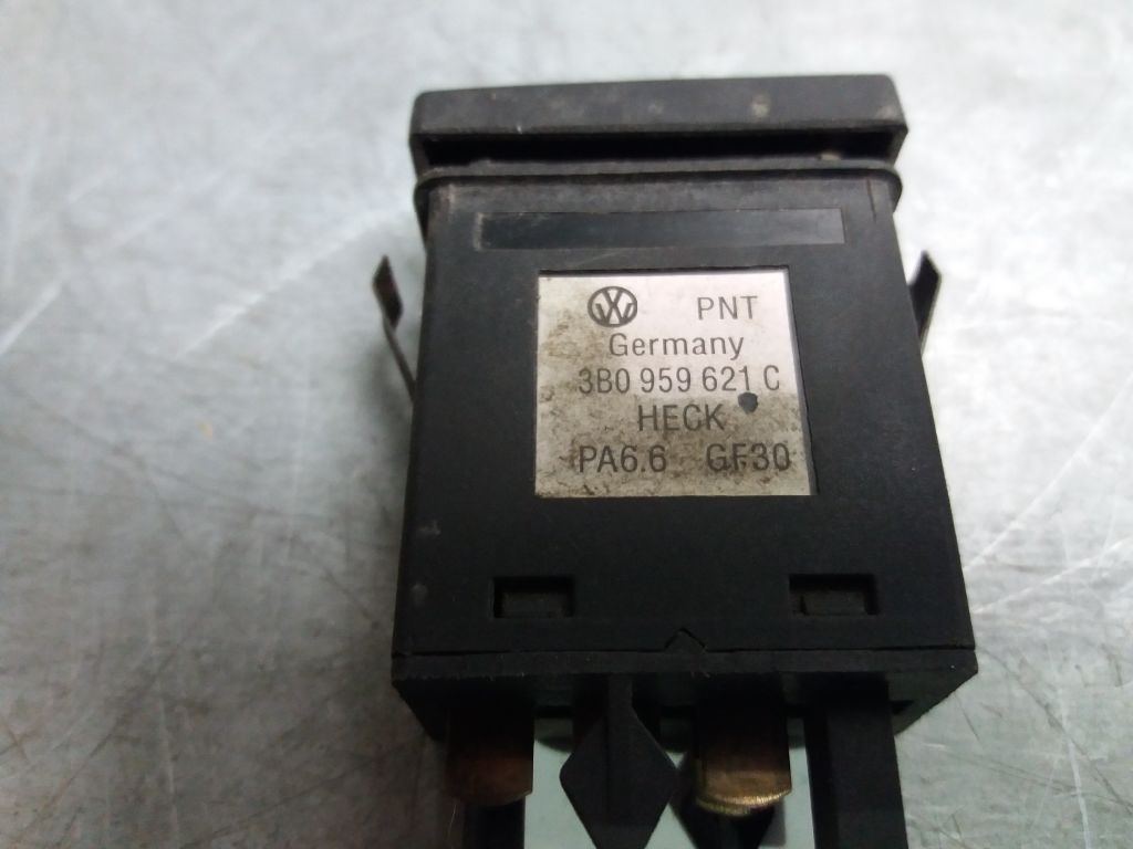 VOLKSWAGEN Passat B5 (1996-2005) Switches 3B0959621C 24063810