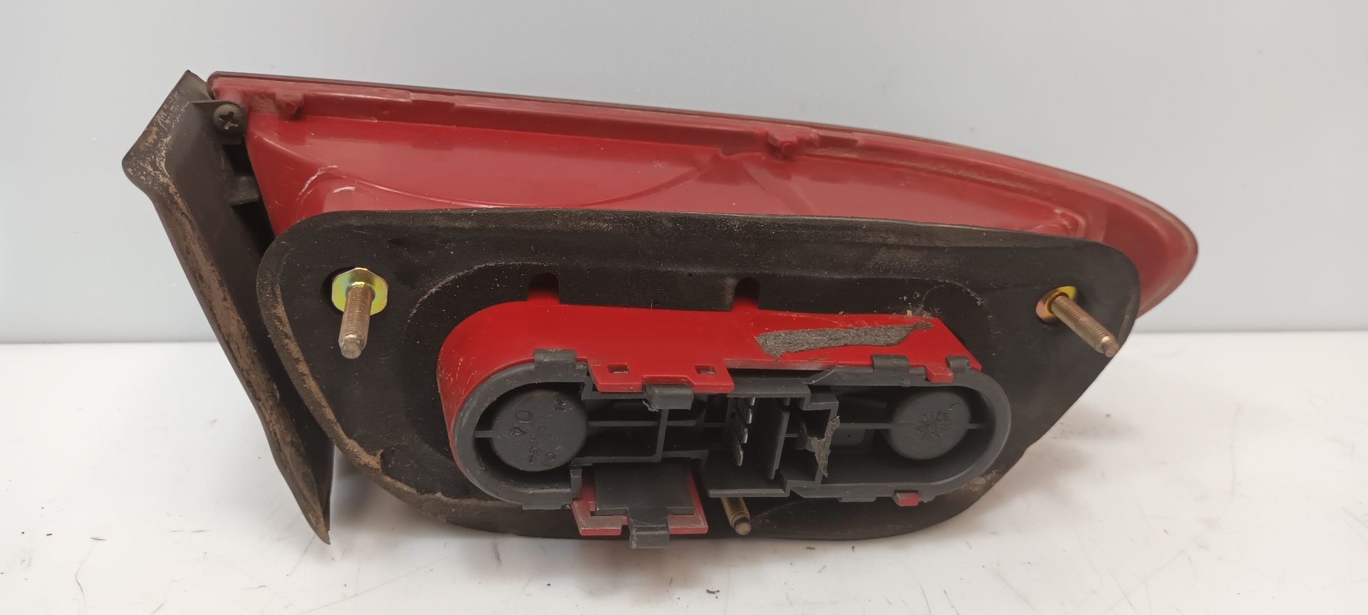 RENAULT Rear Right Taillight Lamp 25392564