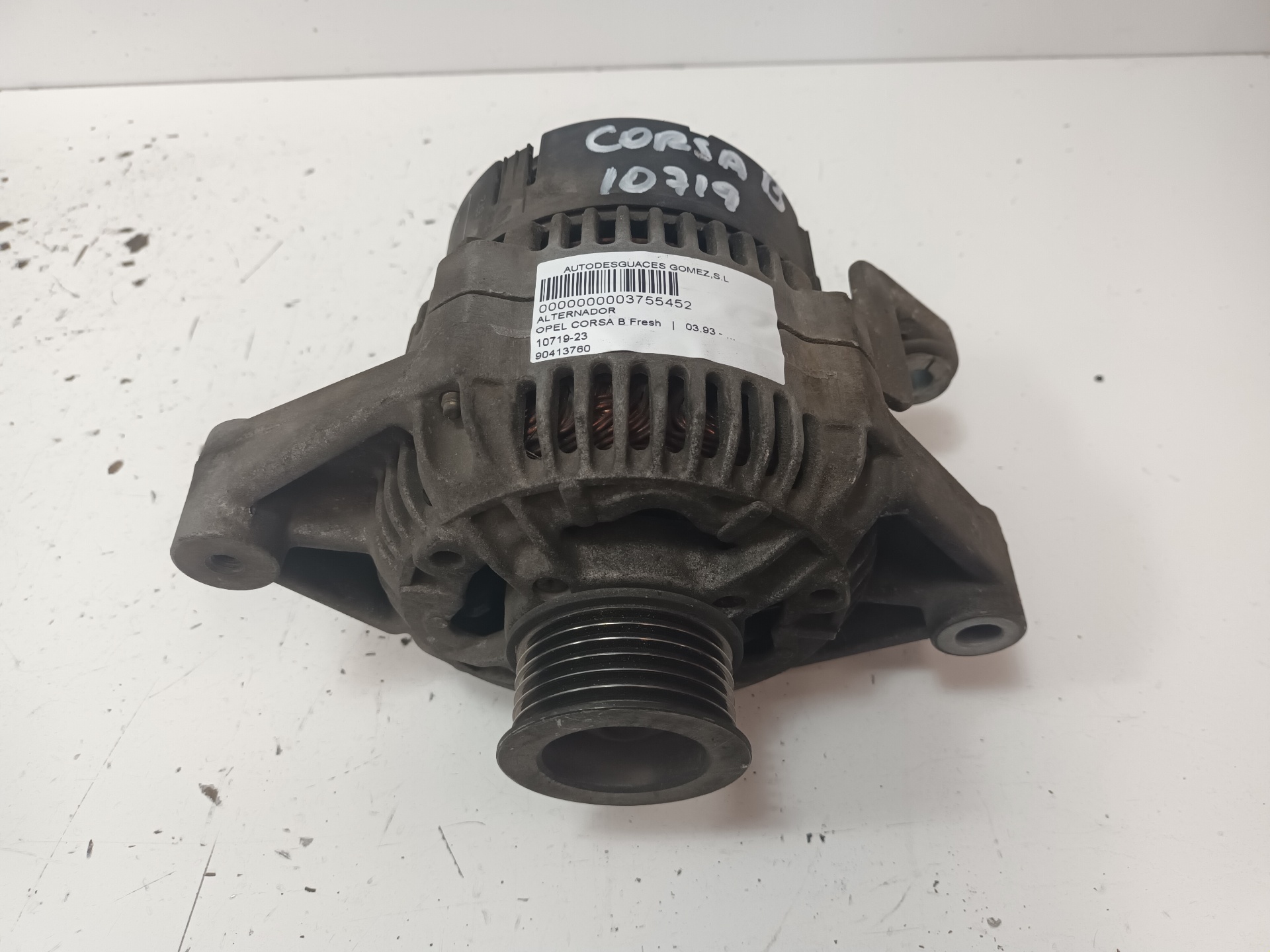 VOLKSWAGEN Corsa B (1993-2000) Generator 90413760 25277820