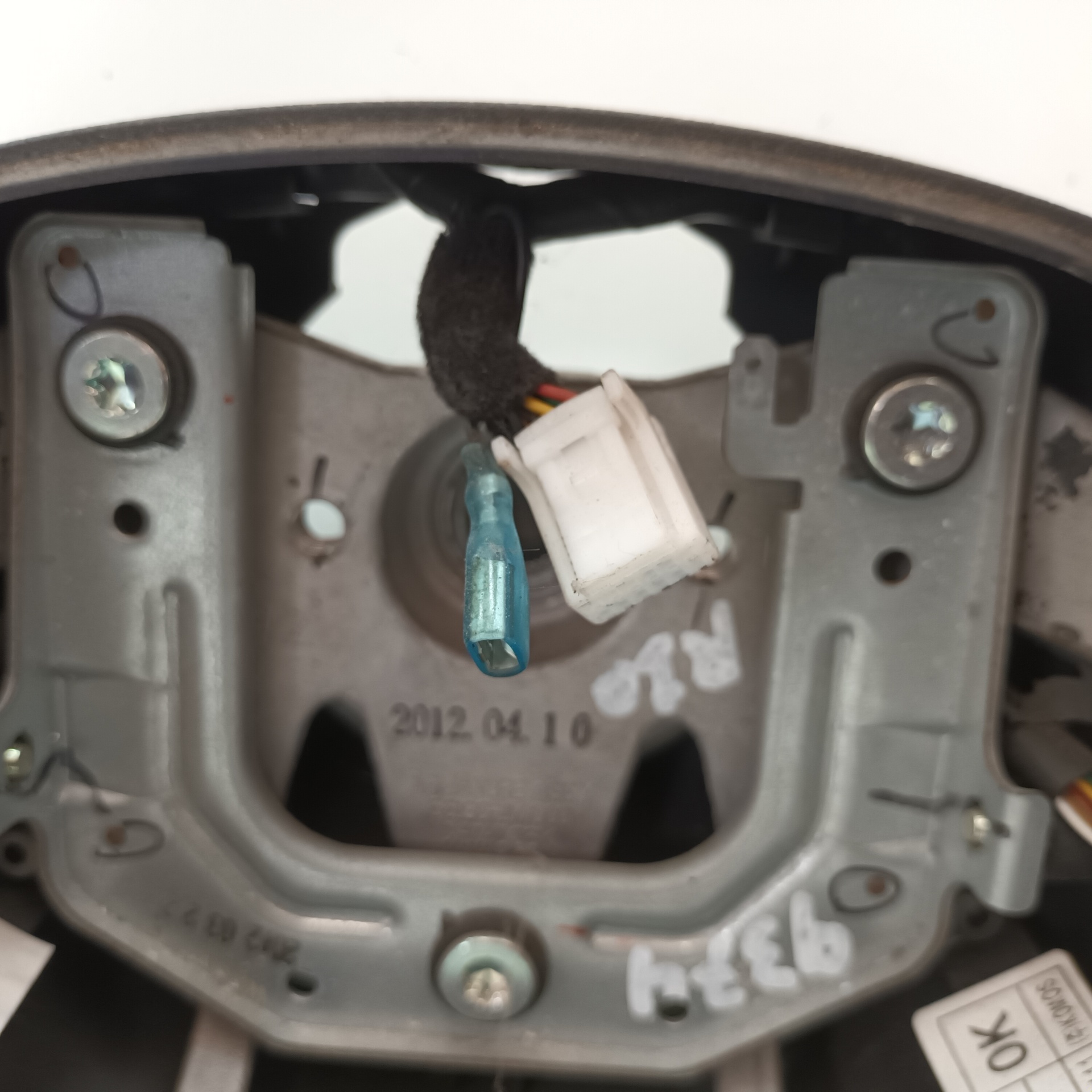 KIA Rio 3 generation (2011-2017) Steering Wheel 561301W000 23773383