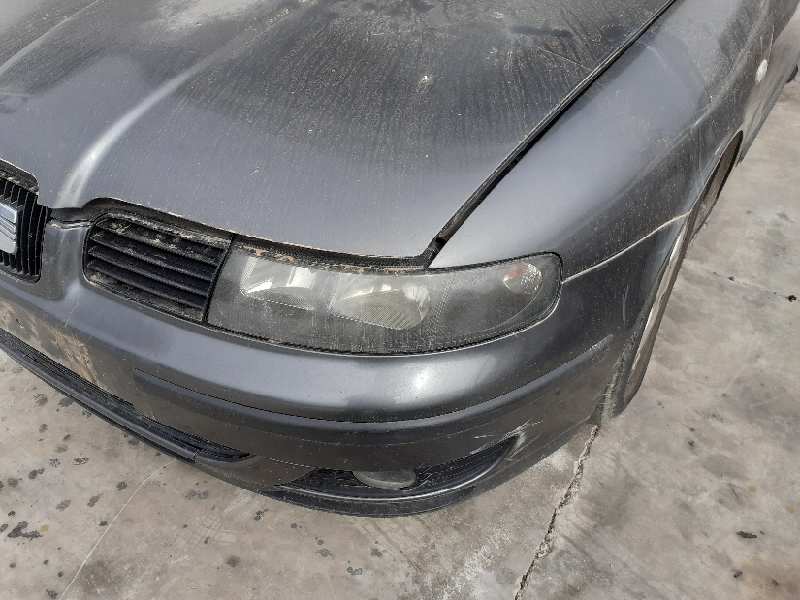 NISSAN Leon 1 generation (1999-2005) Pompă de ulei 06A115105B 23511210