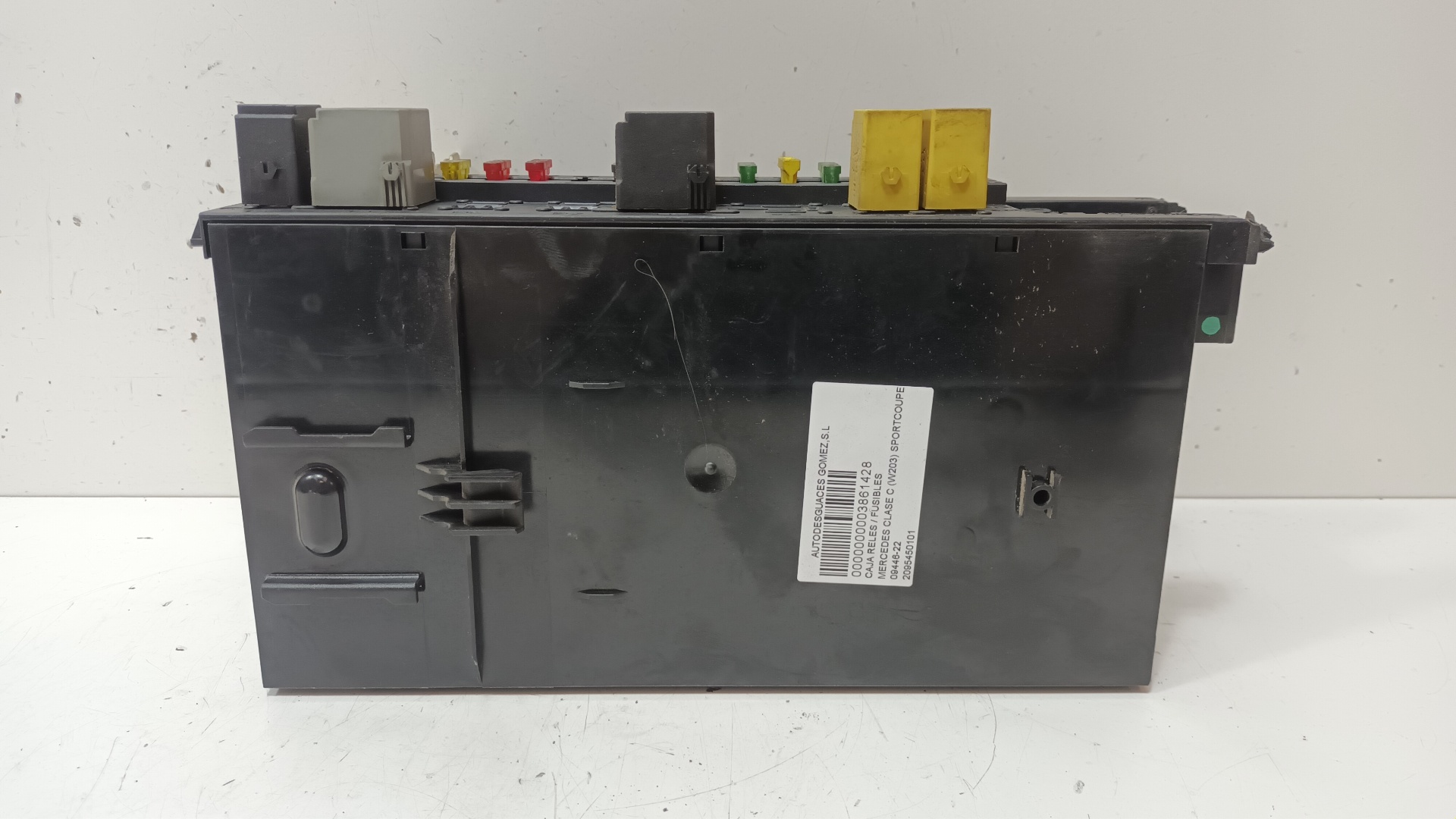 MERCEDES-BENZ C-Class W203/S203/CL203 (2000-2008) Fuse Box 2095450101 23500722