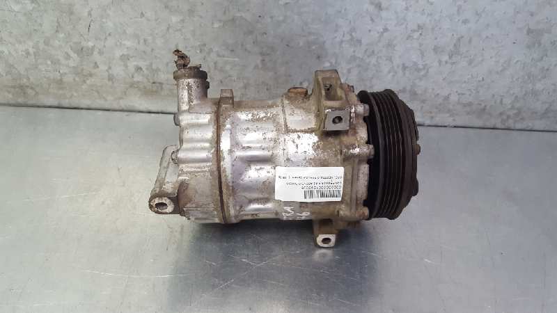 OPEL Vectra B8/8K (2011-2016) Pompă de aer conditionat 13217307 24059240