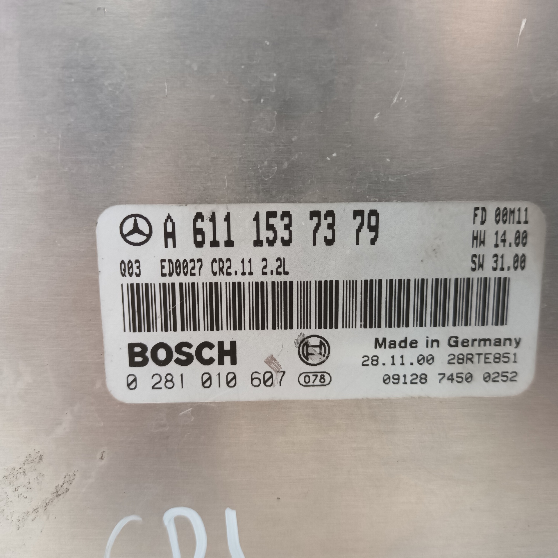 MERCEDES-BENZ C-Class W203/S203/CL203 (2000-2008) Calculateur d'unité de commande du moteur A6111537379 23723255