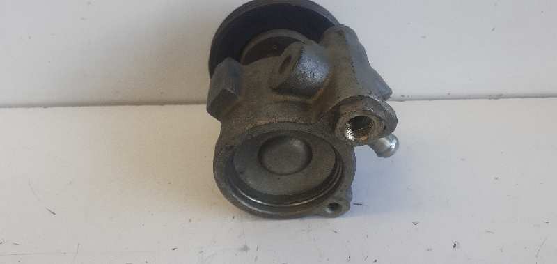 MASERATI Megane 1 generation (1995-2003) Power Steering Pump 7700840106 24088159