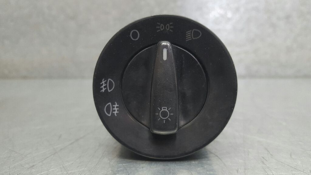 SKODA Octavia 2 generation (2004-2013) Headlight Switch Control Unit 3B0941531C 24068370