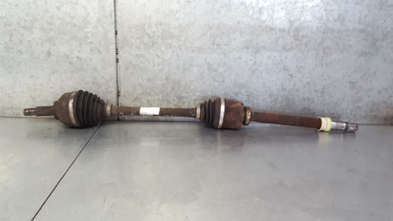 RENAULT Front Right Driveshaft 8200452268 24058730