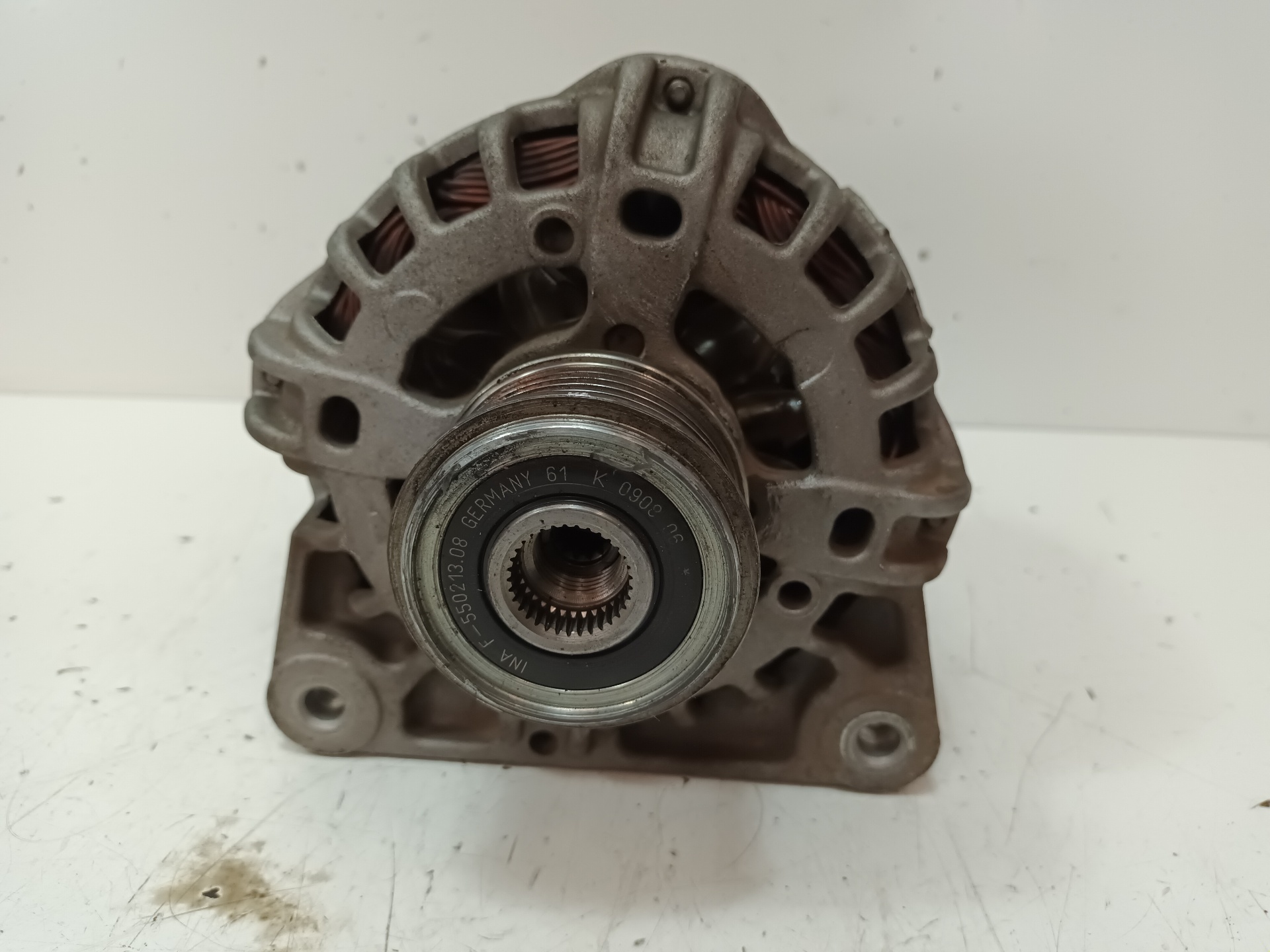 DACIA Sandero 2 generation (2013-2020) Alternator 231002949R 24772259