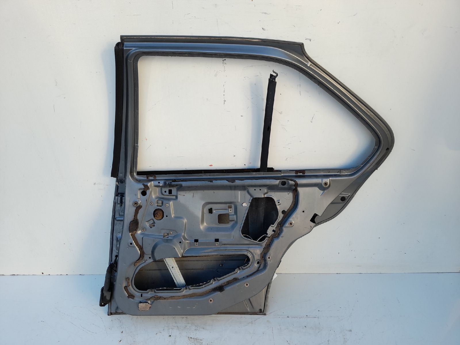 BMW 3 Series E36 (1990-2000) Porte arrière droite 41528185428 25229964