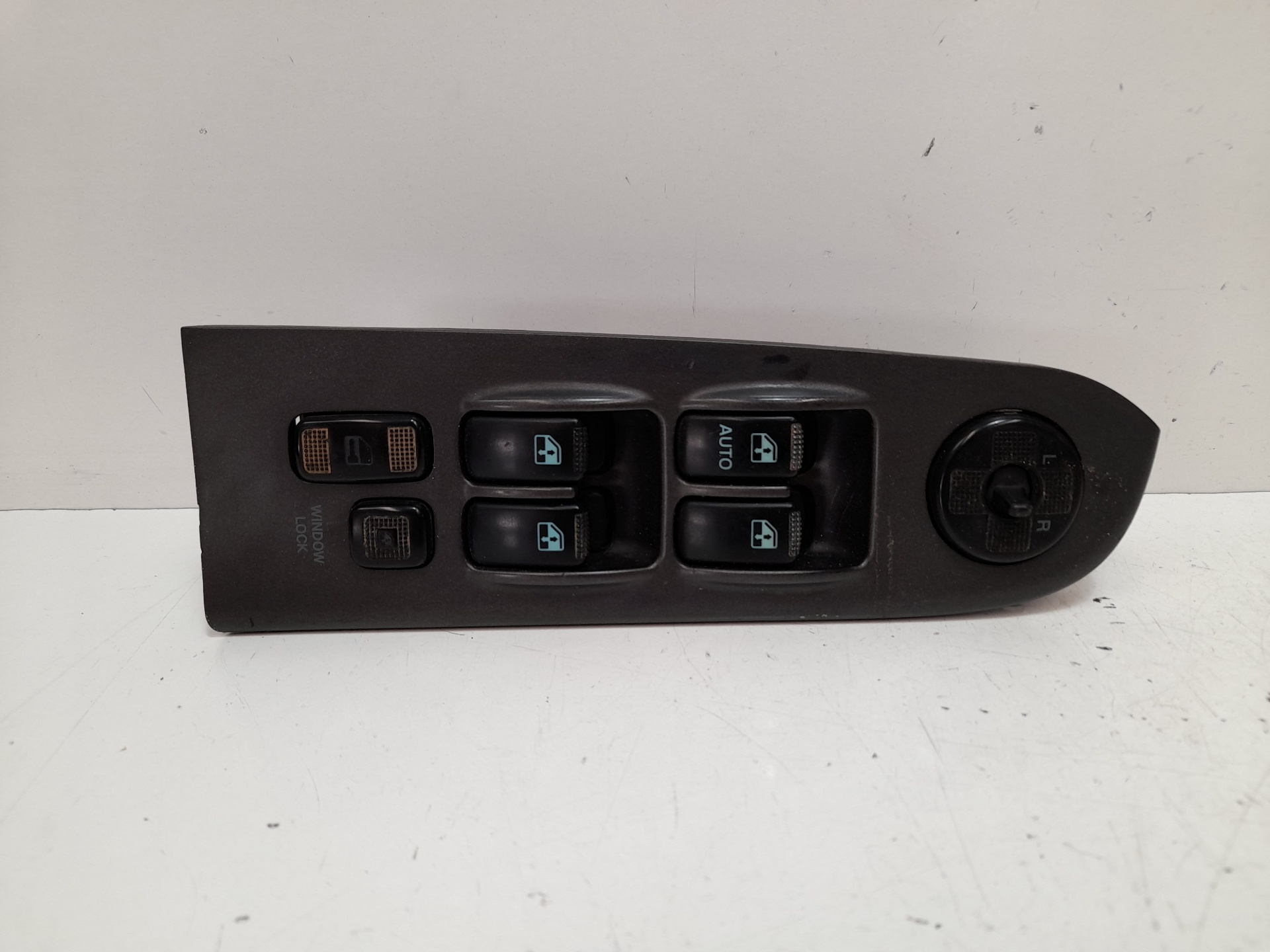 CITROËN Trajet 1 generation (2000-2007) Front Left Door Window Switch 620W03030 24117448