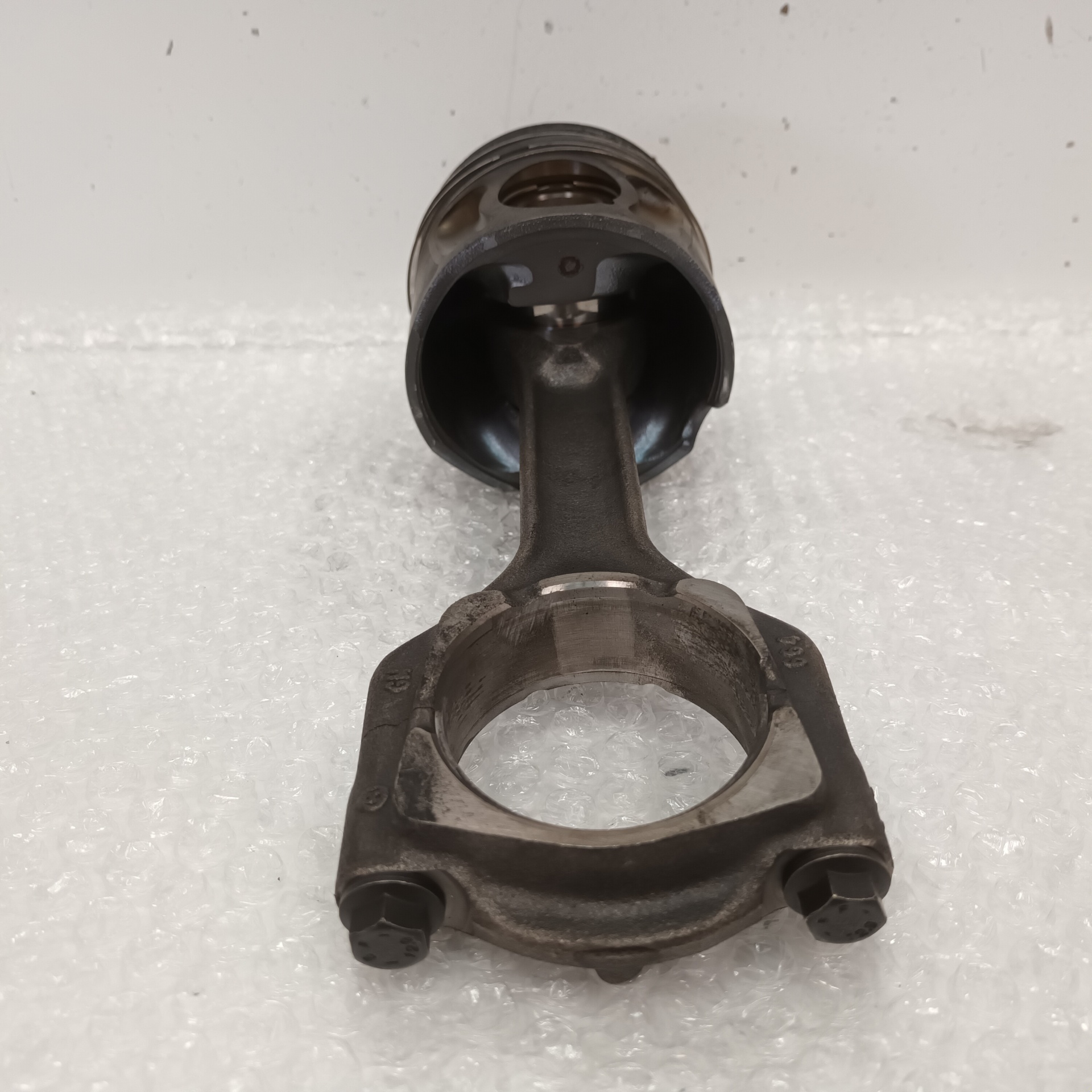 MERCEDES-BENZ Connecting Rod 25276931