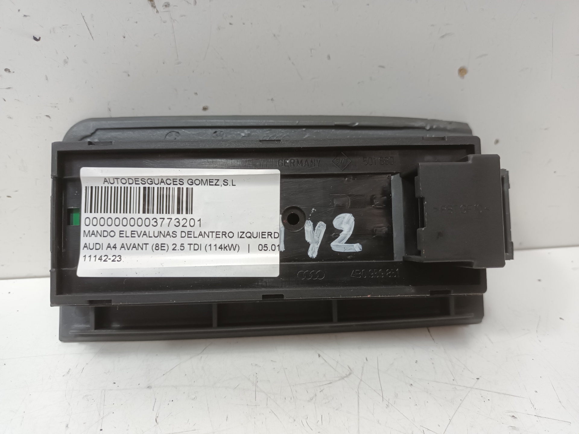 AUDI A4 B6/8E (2000-2005) Кнопка стеклоподъемника передней левой двери 4B0959851 23827466