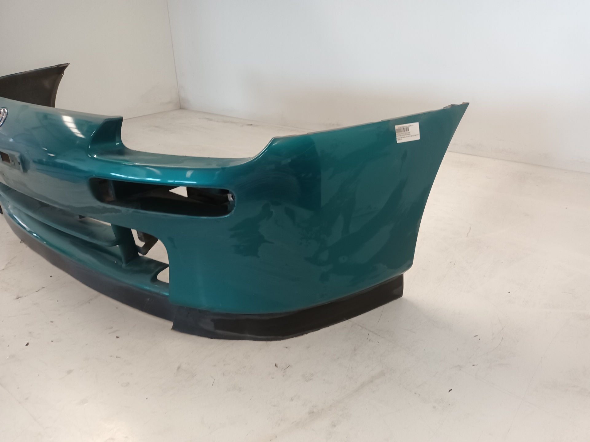 PEUGEOT 323 BA (1994-2000) Front Bumper VERDE 24909089