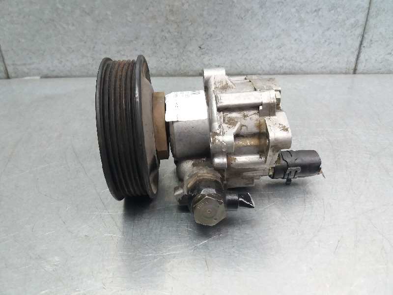 NISSAN Polo 3 generation (1994-2002) Power Steering Pump MECÁNICA 21986277