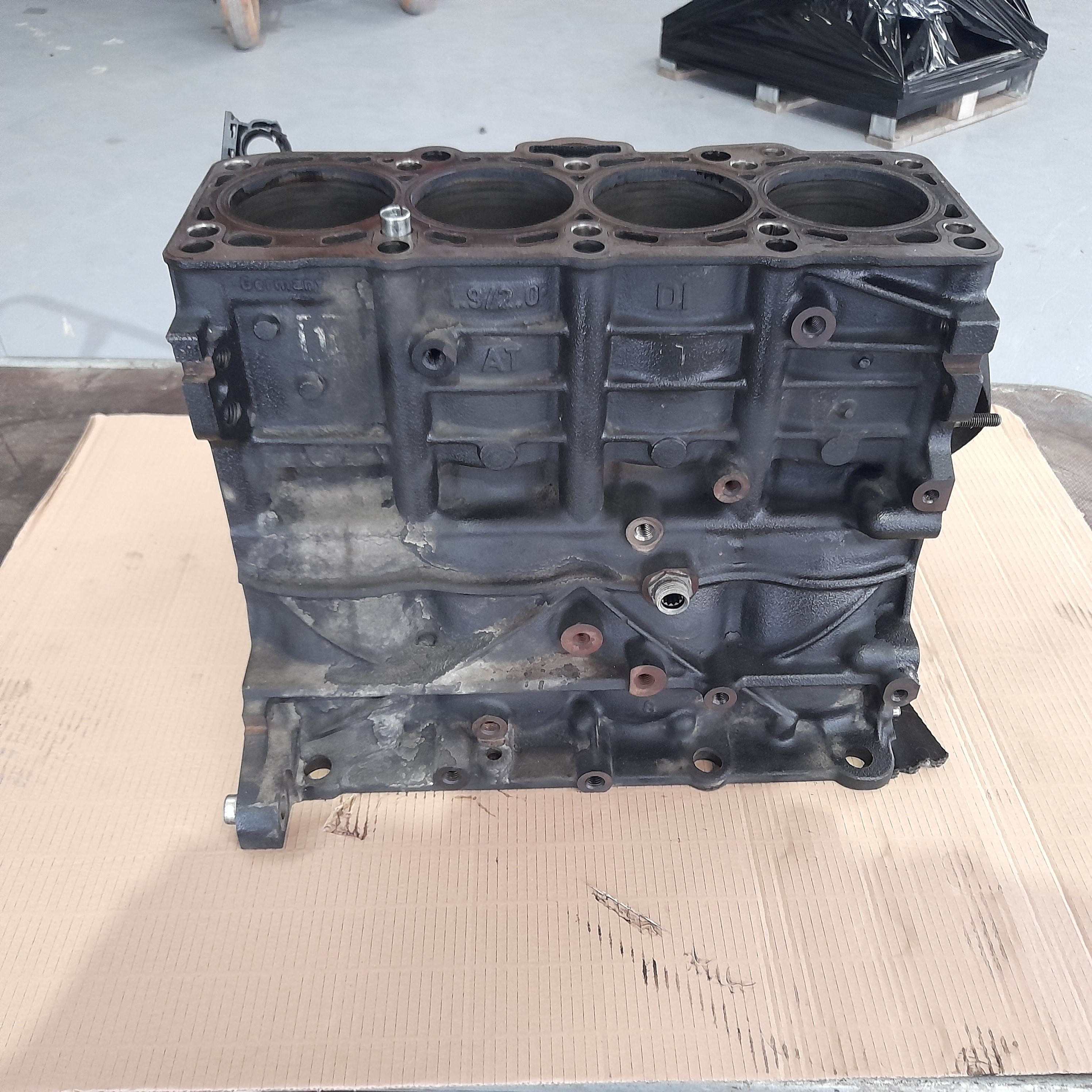 VOLKSWAGEN Golf Plus 2 generation (2009-2014) Engine Block 1K0804056 24113086