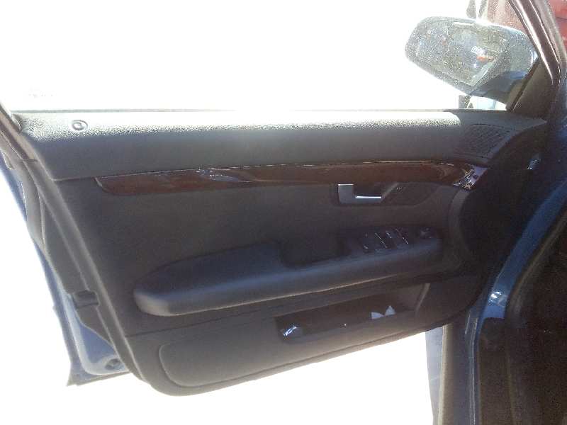 SUZUKI A4 B6/8E (2000-2005) Rear Right Door 8E0833052 21987986