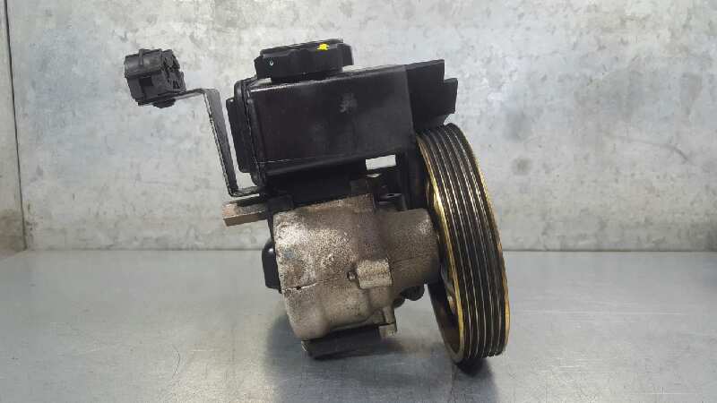 FORD 206 1 generation (1998-2009) Power Steering Pump 9636868880 25243645