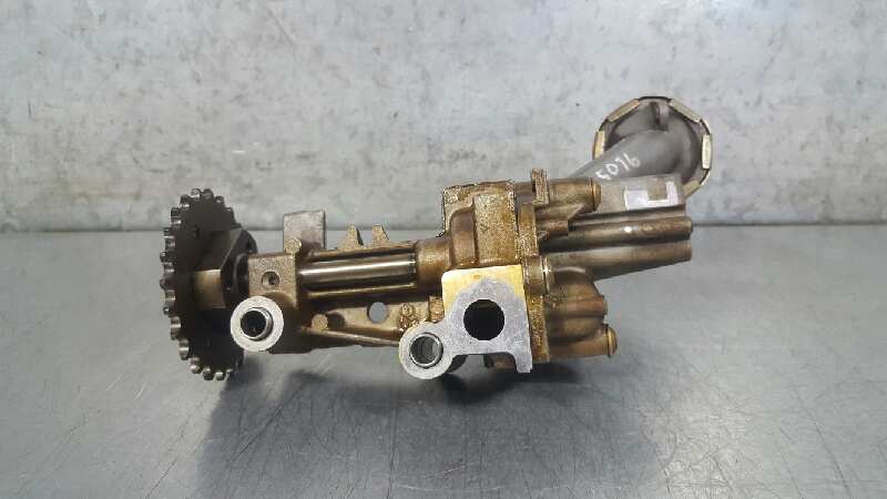 RENAULT Laguna 1 generation (1993-2001) Oil Pump 7700600252 23501511