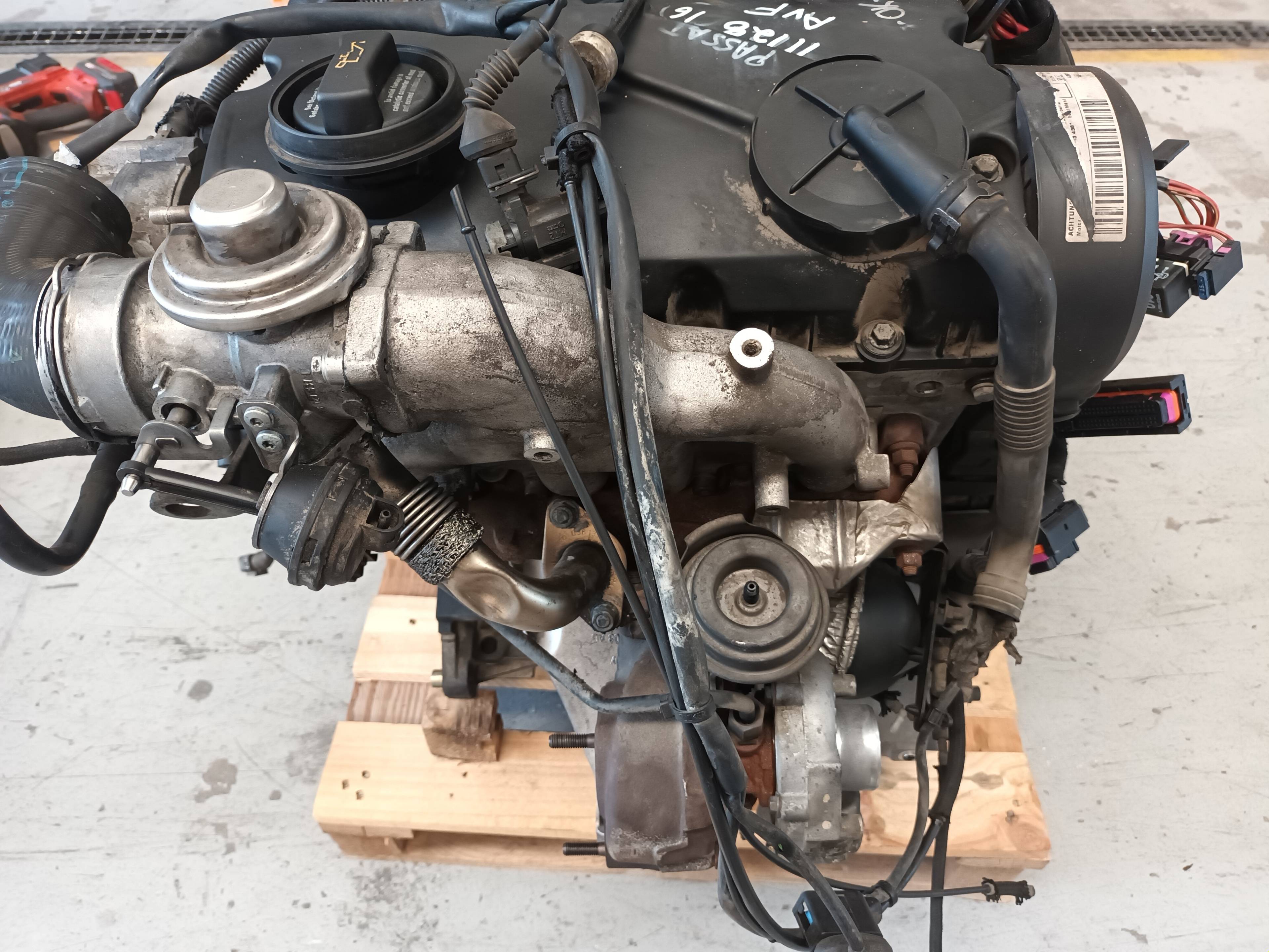 VOLKSWAGEN 1 generation (2013-2021) Engine AVF 25428849