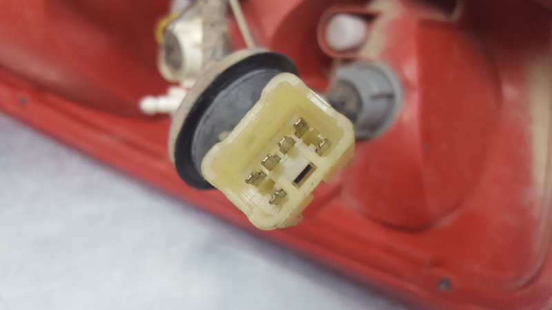 Piloto trasero derecho A18DMS 96260527 de Daewoo Tacuma 2000-2001 - pieza usada