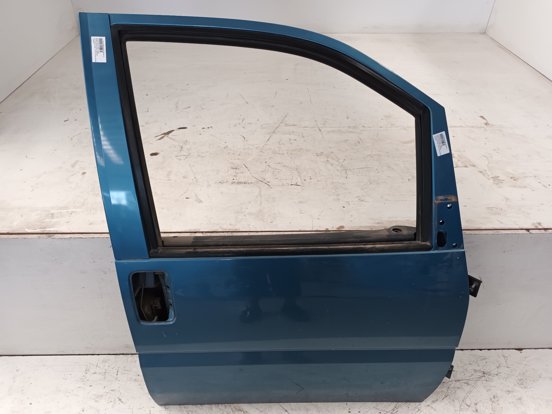 OPEL Front Right Door AZUL 25023269