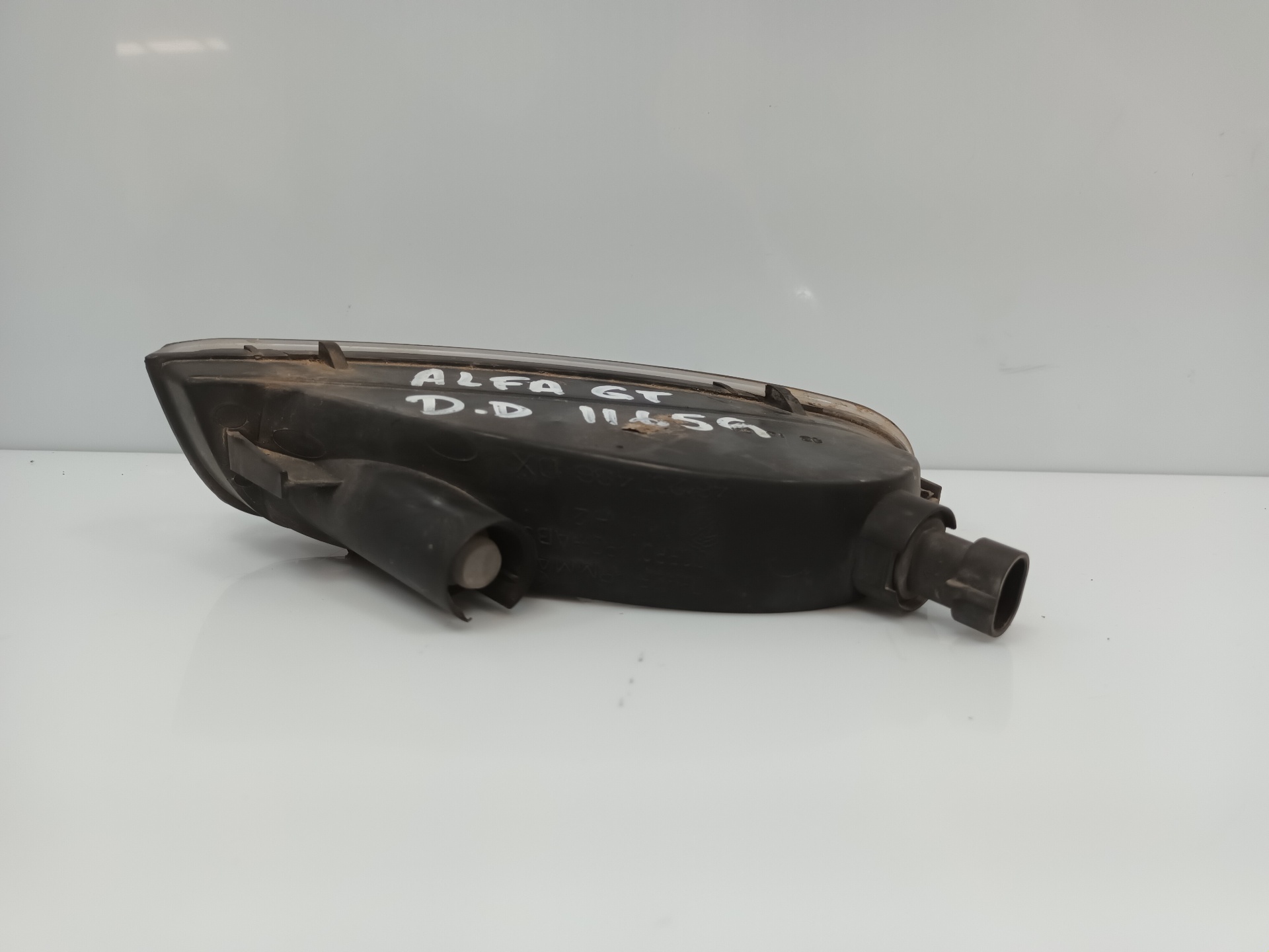 NISSAN Front Right Fender Turn Signal 461207486DX 25400187