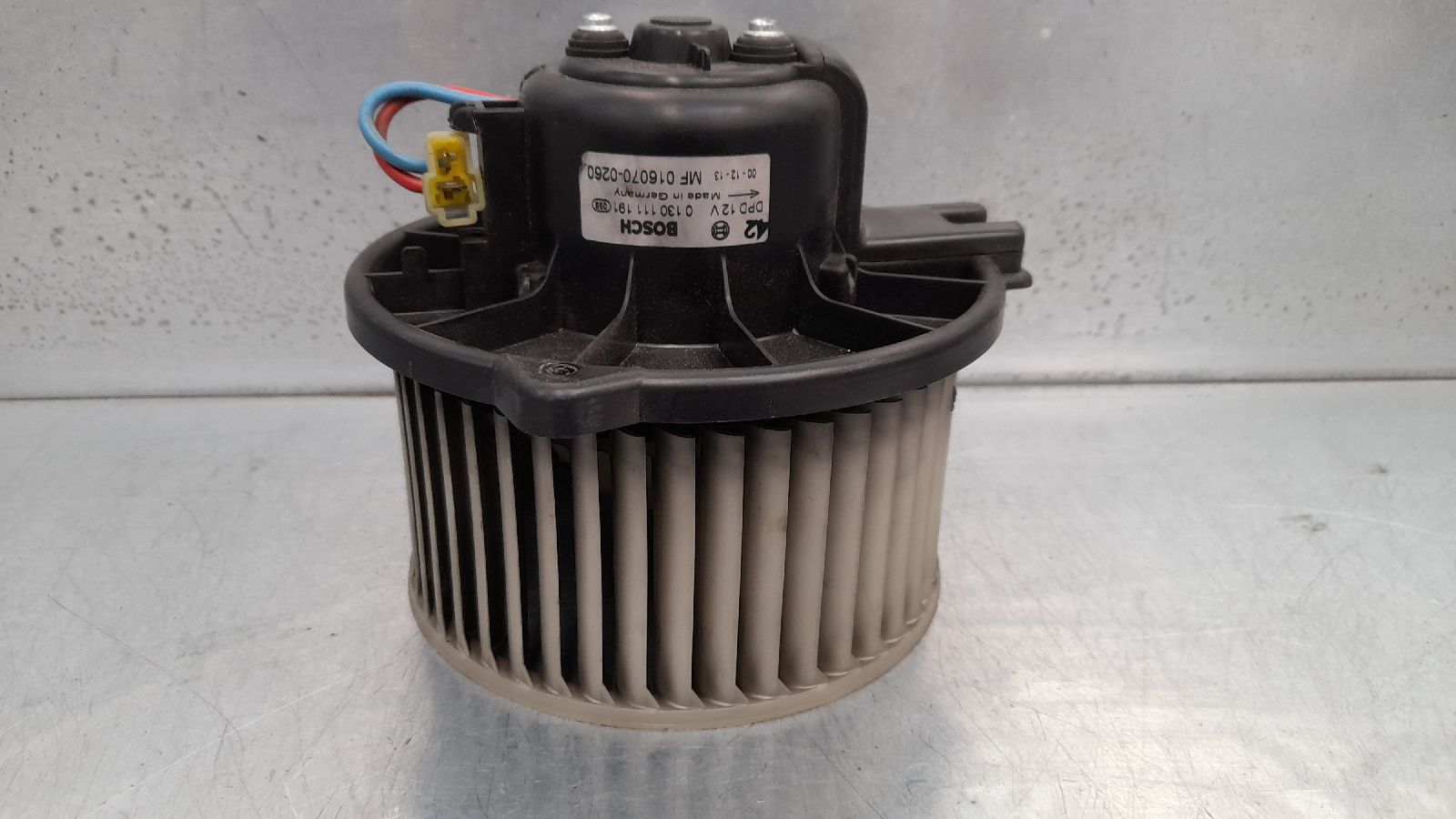 PEUGEOT S40 1 generation (1996-2004) Heater Blower Fan 0130111191 24097375