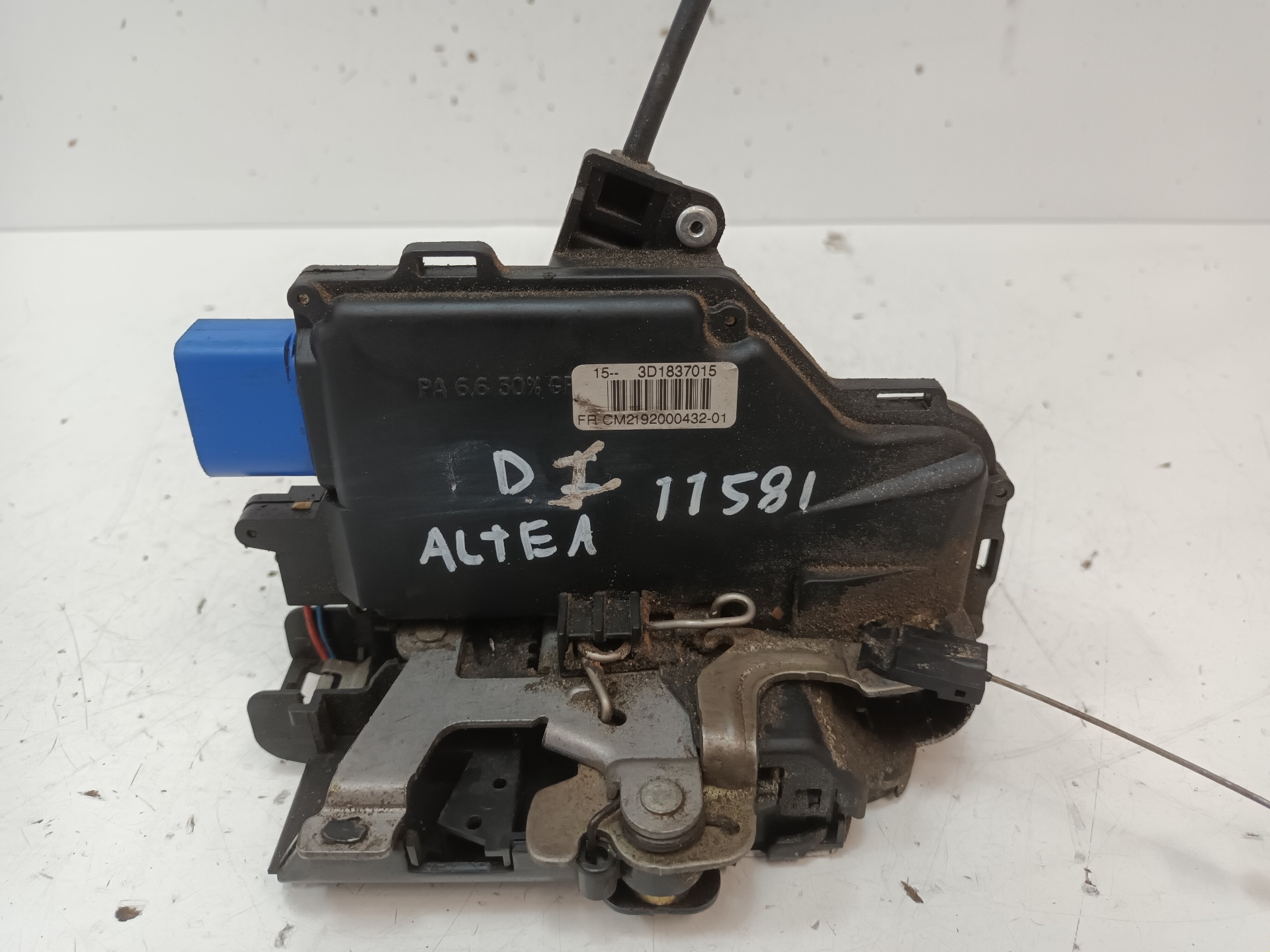 SEAT Altea 1 generation (2004-2013) Front Left Door Lock 3D1837015 25284048