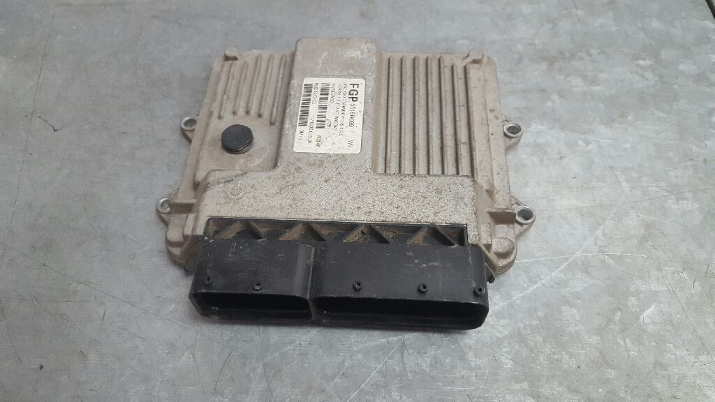 OPEL Corsa C (2000-2006) Moottorin ohjausyksikkö ECU 55190069 21968812