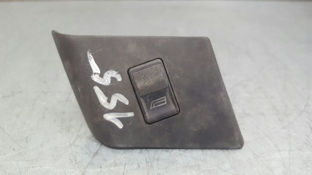 ALFA ROMEO 155 167 (1992-1997) Rear Right Door Window Control Switch 050141878 24078853