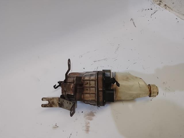 Bomba dirección eléctrica 13188613 de Opel Astra 2004-2005 - pieza usada