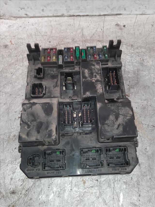 Centralita bsi D/RHY 9651197580 de Peugeot 307 (3a/c) 2004-2009 con 436538 km