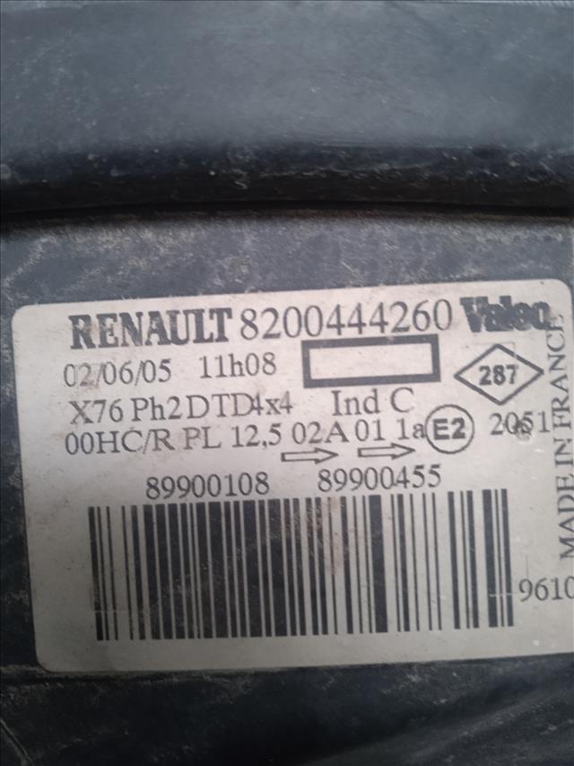 Faro derecho D/F9Q 37 8200444260 de Renault Kangoo (kc0/1_) 2005-0 con 316187 km - pieza usada