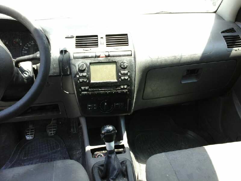 SEAT Ibiza 2 generation (1993-2002) Aušinimo radiatorius 6K0820411 23656409