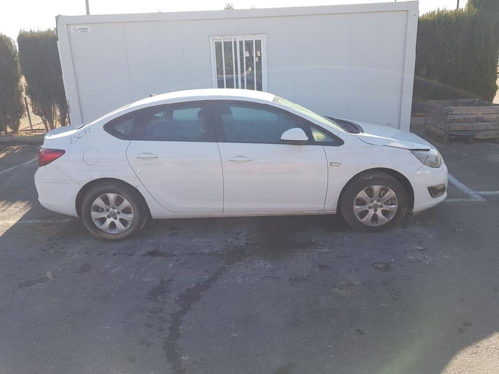 OPEL Astra J (2009-2020) Передний траверс 13470622,36797342 23557247