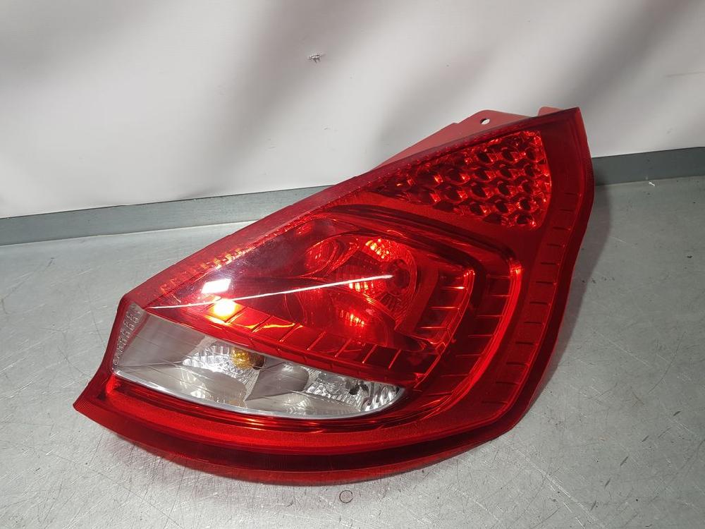 HYUNDAI Fiesta 5 generation (2001-2010) Feu arrière droit PATAROTA 18522073