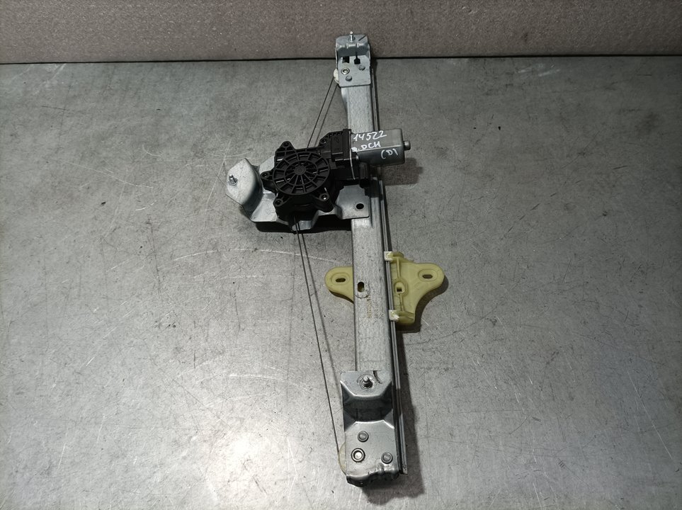 RENAULT Clio 3 generation (2005-2012) Front Right Door Window Regulator 807205569R 23633284