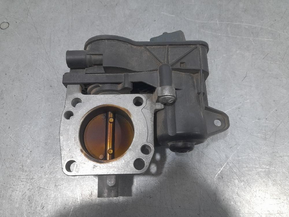 Drosselklappe HM01 9673622300 de Peugeot 2008 i (cu_) 2013-2018 82 CV con 146431 km - pieza usada