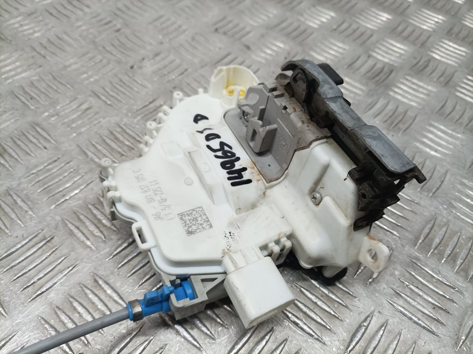 AUDI Q2 1 generation (2016-2024) Încuietoarea ușă stânga față 8X1837015C, ELECTRICA6PINS 21206716