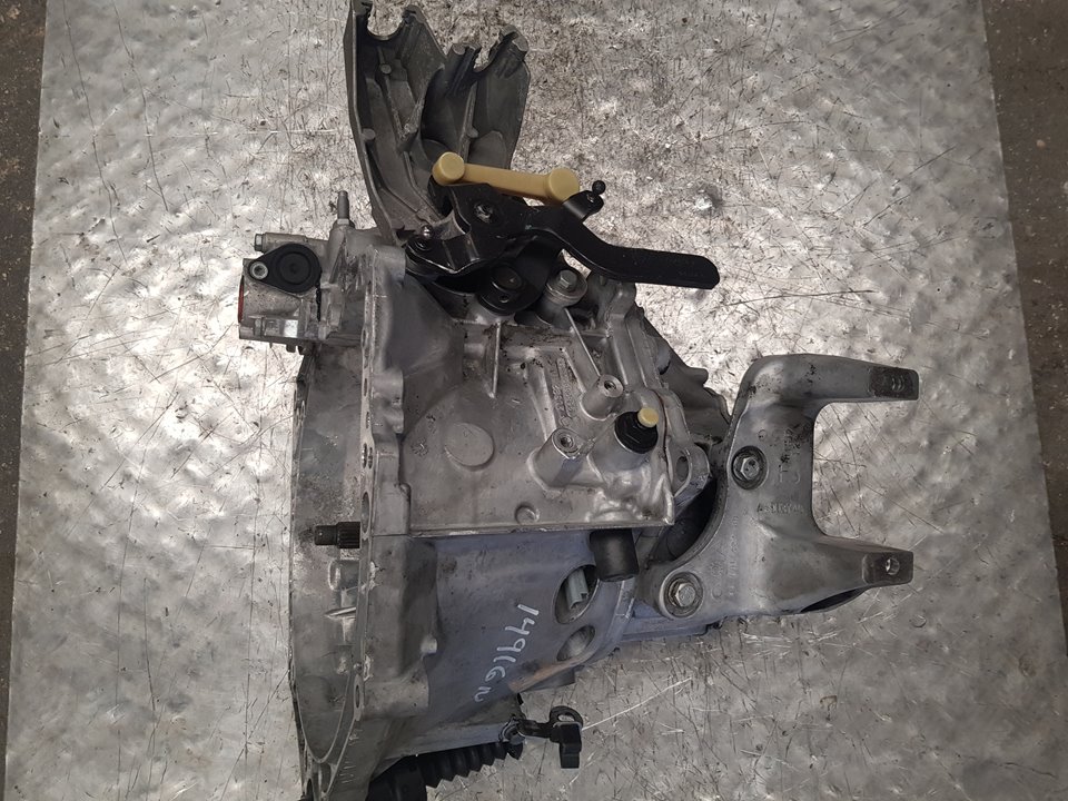 CITROËN C5 1 generation (2001-2008) Gearbox 20DM65 20413160