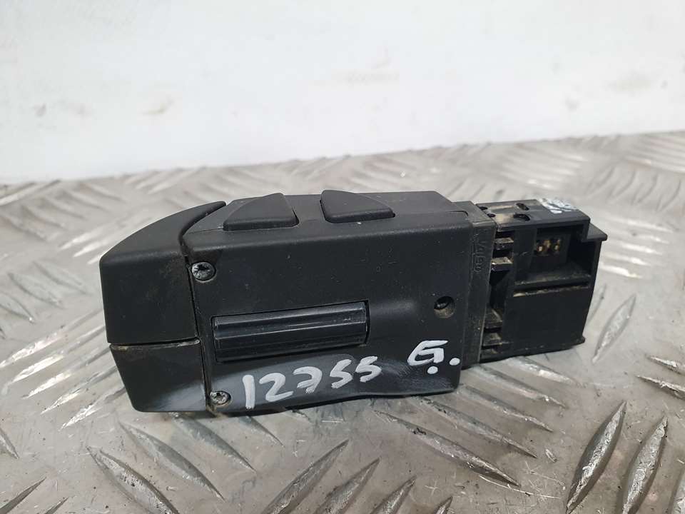 RENAULT Clio 3 generation (2005-2012) Switches 255522448R,344422023GB 22602006