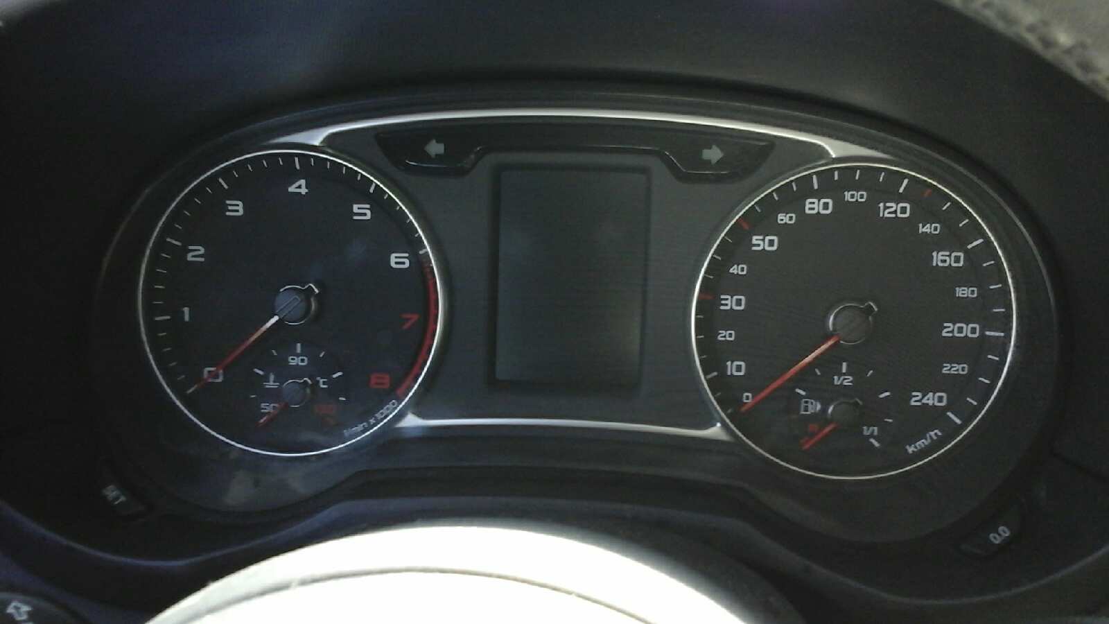 AUDI A1 8X (2010-2020) Speedometer 23652986