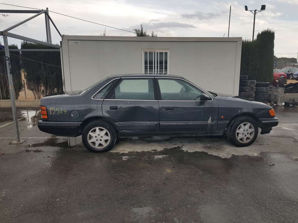 MERCEDES-BENZ W124 1 generation (1984-1994) Αριστερό εμπρός φτερό 26526215