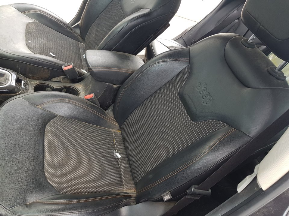 JEEP Compass 2 generation (2017-2023) Front Left Seat C/AIRBAG 21118275