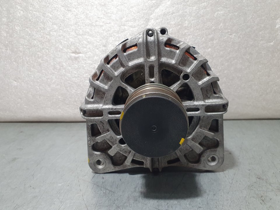 NISSAN Qashqai 2 generation (2013-2023) Alternator 231004719R, FG18T177, 2717071BVALEO 21052571