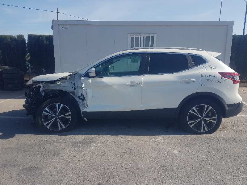 NISSAN Qashqai 2 generation (2013-2023) Priekšējo kreiso durvju logu pacēlājs 80701HV00C, C88537302 23759801