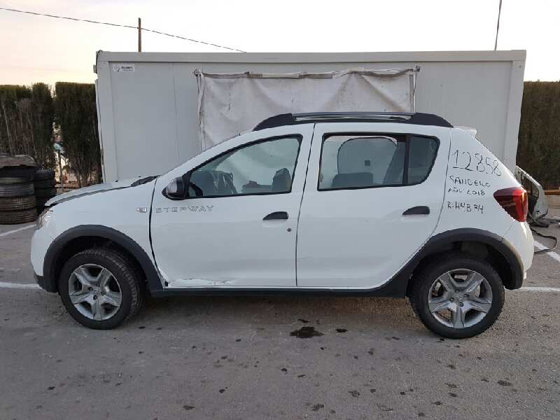 DACIA Sandero 2 generation (2013-2020) Преден десен фар за мъгла 261500097R, 89208691, VALEO 23617014