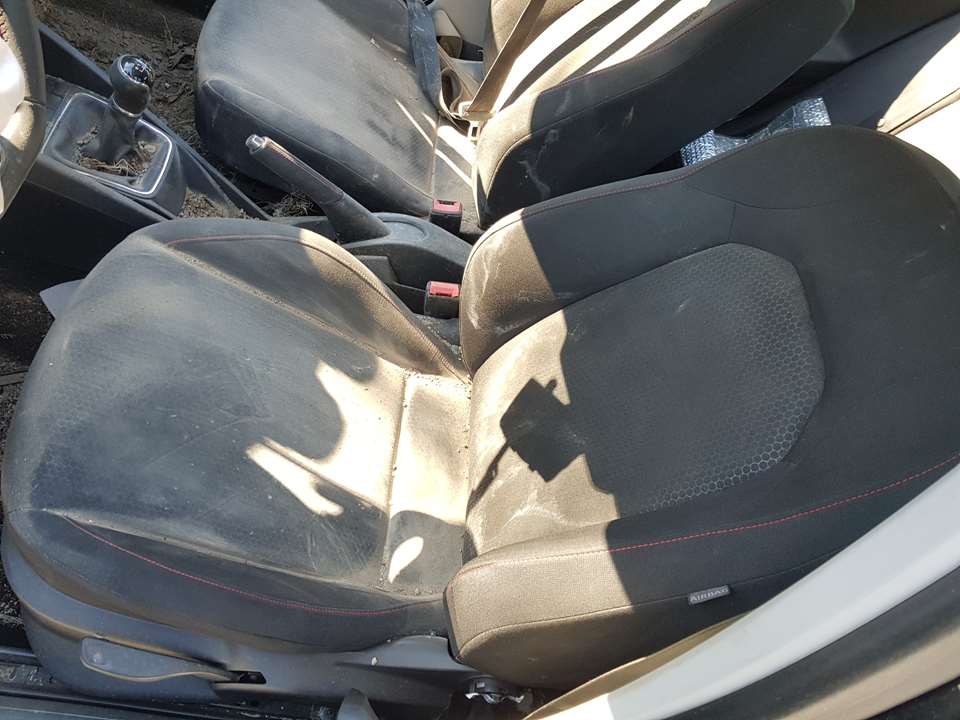 SEAT Ibiza 4 generation (2008-2017) Priekinė kairė sėdynė C/AIRBAG 24511705