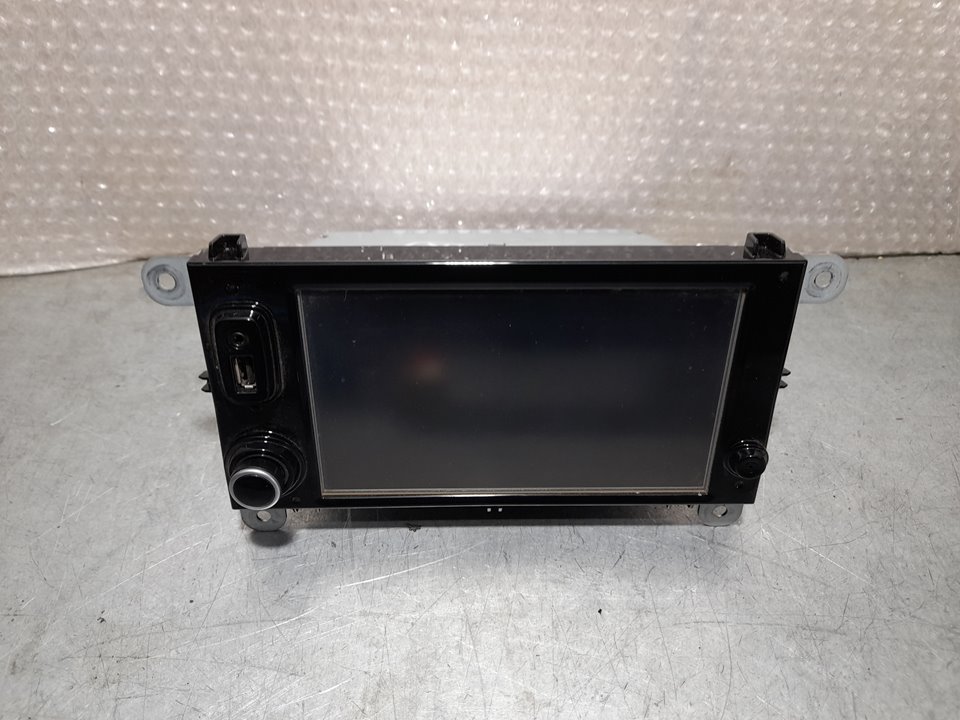 RENAULT Clio 3 generation (2005-2012) Musikspelare med GPS 281158699R,LAN5210WR4 24870980