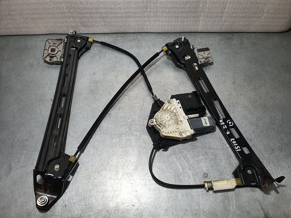 VOLKSWAGEN Passat CC 1 generation (2008-2017) Regulator de geam ușă stânga față 3C8837461J 22025142